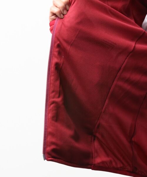 FILA GOLF(フィラゴルフ )の「【FILA:フィラゴルフ】レディースブルゾン(その他アウター・レディース・ホワイト/ネイビー/ワイン・MEDIUM/LARGE/X-LARGE)」の5枚目の写真