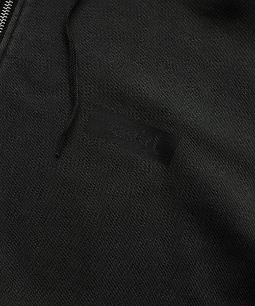 X-girl（エックスガール）の「PIGMENT DYED ZIP UP SWEAT HOODIE（パーカー・レディース・グリーン/ブラック・S/M）」の11枚目の写真