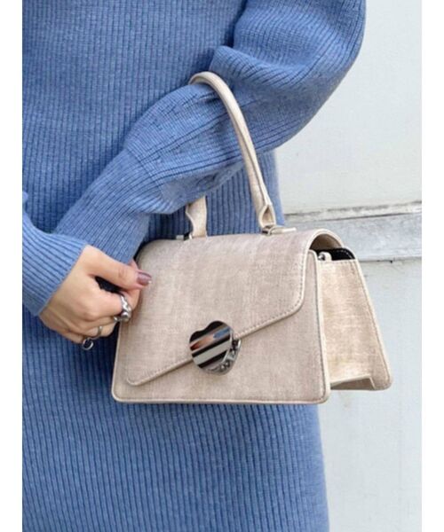 EMODA（エモダ）の「クリップアイコンバッグ（ハンドバッグ・レディース・ブラック/ベージュ/ブルー/キャメル/その他1/その他・FREE）」の3枚目の写真