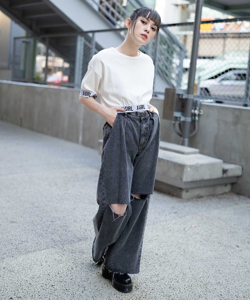 X-girl（エックスガール）の「LOGO CROPPED TOP（Tシャツ/カットソー・レディース・ブラック/イエロー/ホワイト・S/M）」の8枚目の写真