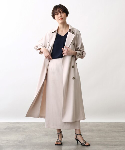 INDIVI（インディヴィ）の「◆【洗える/UVケア/吸水速乾/エコ】タックデザインVネックブラウス（シャツ/ブラウス・レディース・ライトグレー/ネイビー/オフホワイト/ピンク系その他/サックスブルー系5・40/38/42/36/34/03/05/12/15 /13/19）」の8枚目の写真