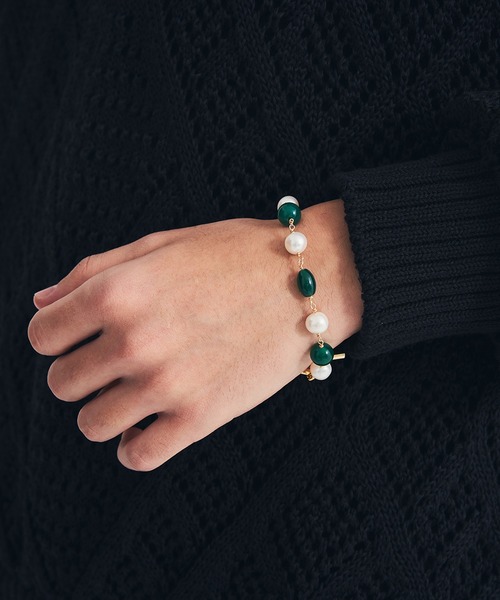 LiNoH(リノー)の「PEARL×NATURAL STONE BRACELET(ブレスレット・メンズ・ブルー/グリーン・FREE)」の2枚目の写真