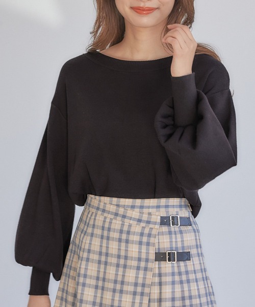 mysty woman（ミスティウーマン）の「【多色展開】ボリュームスリーブボートネックニット 273521（ニット/セーター・レディース・ブラック/ピンク/イエロー/ブルー/ライトグリーン/アイボリー/モカ/ラベンダー・FREE）」の3枚目の写真