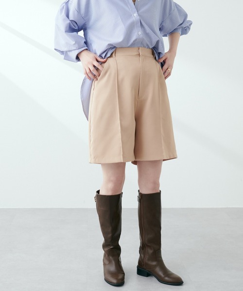 natural couture(ナチュラルクチュール)の「ピンタックデザインショートパンツ(その他パンツ・レディース・ブラック/ベージュ・FREE)」の4枚目の写真