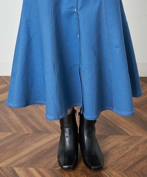A de a.v.v(アードアー・ヴェ・ヴェ)の「デニムマーメイドワンピース(ワンピース・レディース・ネイビー・SMALL/MEDIUM)」の10枚目の写真