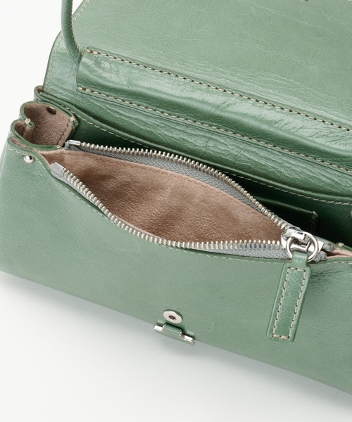 IACUCCI（イアクッチ）の「アバ ウォレットショルダー ATHENE（財布