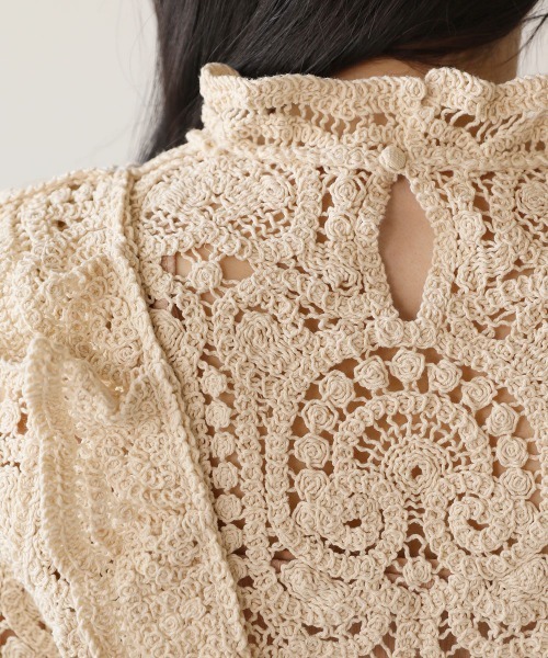 Bab(バブ)の「フリルクロシェブラウス(シャツ/ブラウス・レディース・ブラック/ベージュ/オフホワイト・M)」の20枚目の写真