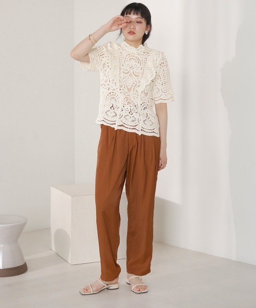 Bab(バブ)の「フリルクロシェブラウス(シャツ/ブラウス・レディース・ブラック/ベージュ/オフホワイト・M)」の6枚目の写真