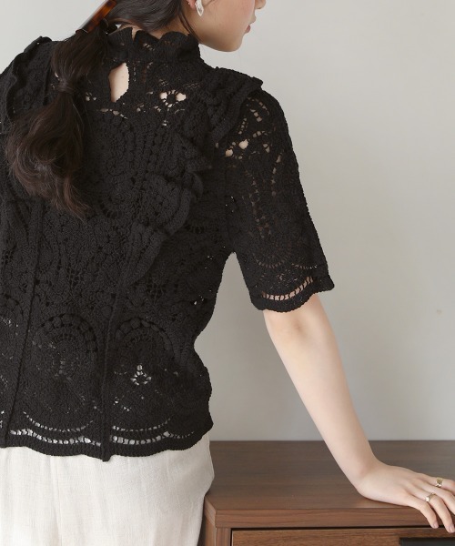 Bab(バブ)の「フリルクロシェブラウス(シャツ/ブラウス・レディース・ブラック/ベージュ/オフホワイト・M)」の16枚目の写真