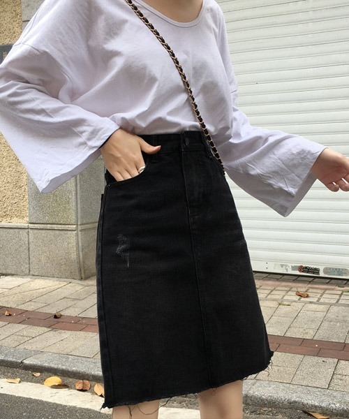 トリココムデギャルソン　デニム　スカート　膝丈　台形　ダメージ　TO-S061 COMME des GARCONS（スカート）のフリマアイテム一覧