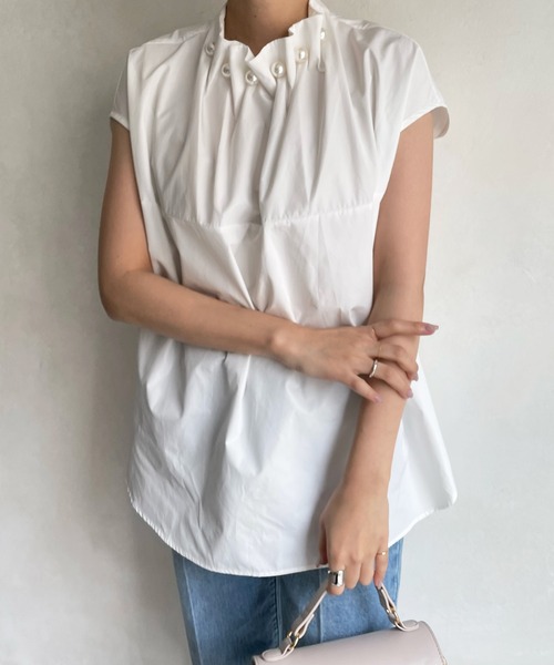 DouDou(ドゥドゥ)の「【WEB限定】BIGパールネック半袖ブラウス(シャツ/ブラウス・レディース・ホワイト/ブラック・FREE)」の8枚目の写真