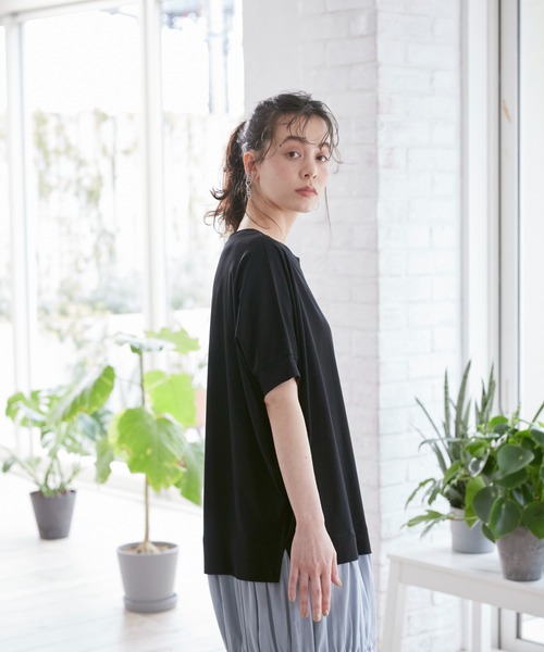 INED CLARO（イネドクラロ）の「ドッキングプルオーバーワンピース（ワンピース・レディース・ブラック/ブルー/アイボリー・フリー）」の20枚目の写真