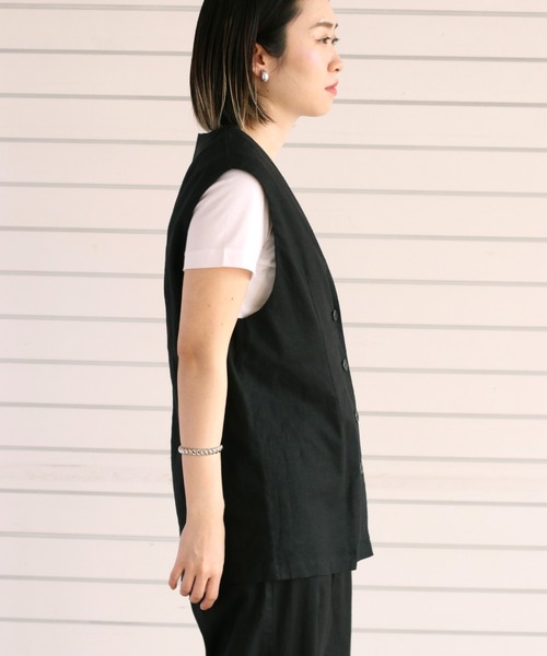 cepo（セポ）の「リネンレーヨン ストレッチベスト　セットアップ可能（ベスト・レディース・オフホワイト/ブラック・M）」の9枚目の写真