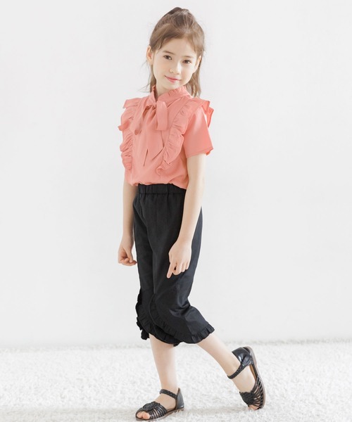 Bee des Bee（ビーデスビー）の「2wayブラウス（シャツ/ブラウス・キッズ・ピンク/ブラック/ホワイト・110cm/100cm/120cm/130cm/140cm/150cm）」の6枚目の写真