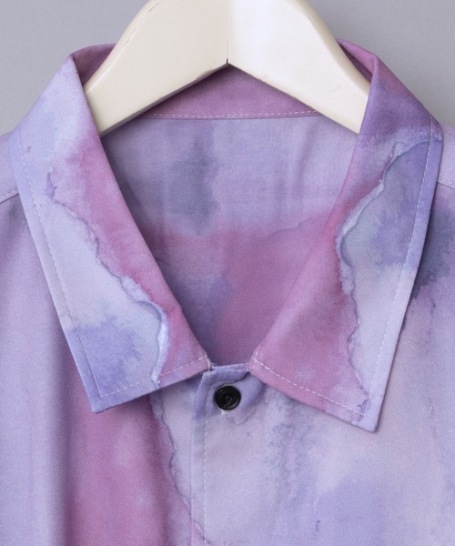 Revo.(レボ)の「Revo. 水彩タッチ アートパターン リラックスフィット 半袖 柄シャツ(シャツ/ブラウス・メンズ・ブルー/パープル/ライム・1/2)」の22枚目の写真