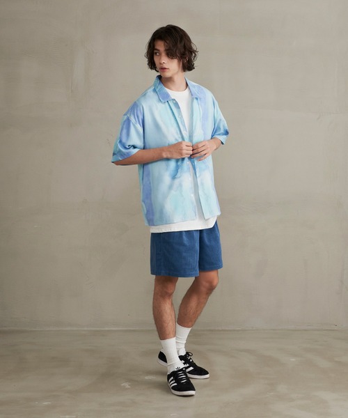 Revo.（レボ）の「Revo. 水彩タッチ アートパターン リラックス