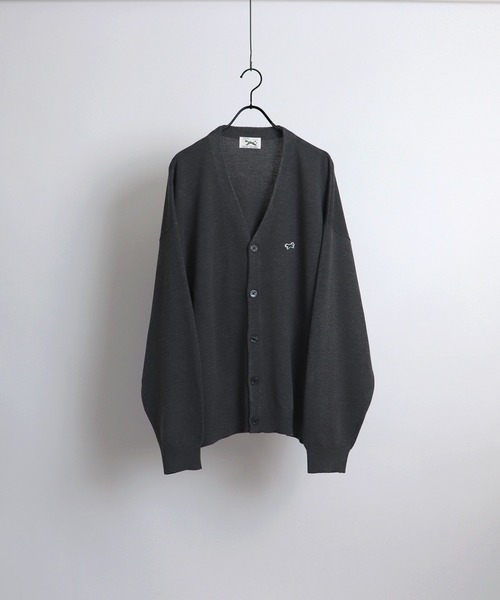 PENNEYS（ぺニーズ）の「PENNEYS / ぺニーズ ワンポイントカーディガン（カーディガン/ボレロ・メンズ・ブラック/レッド/グリーン/ブルー/グレー/イエロー/チャコールグレー・L/M）」の3枚目の写真