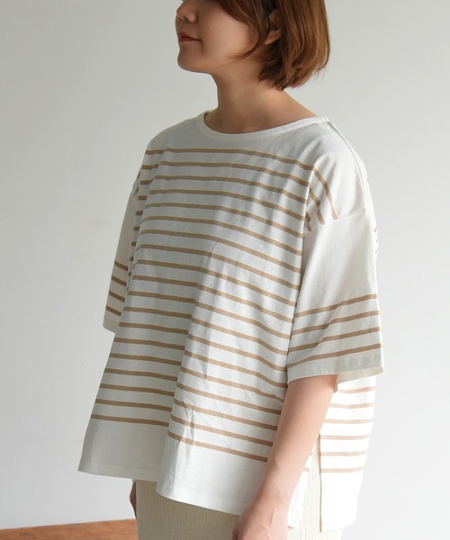 sango（sango）の「パネルボーダーハーフスリーブTシャツ（Tシャツ/カットソー・レディース・ブラック/グレイッシュベージュ/グリーン・FREE）」の10枚目の写真