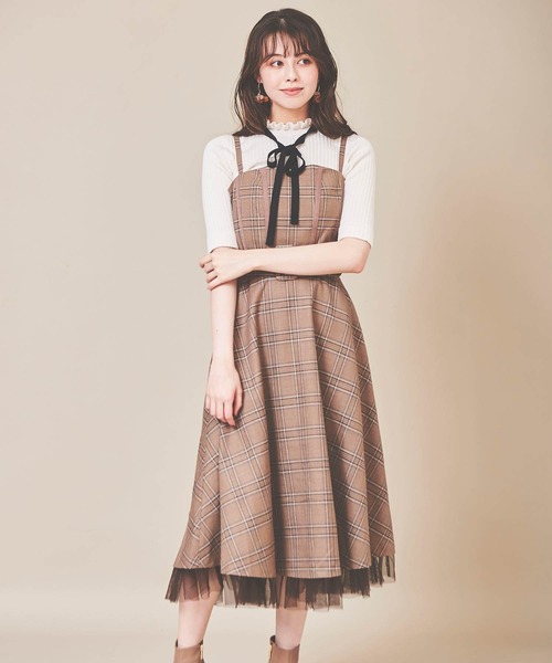 31 Sons de mode（トランテアン　ソン　ドゥ　モード）の「チェックキャミワンピース（ワンピース・レディース・クリーム/ブラウン・36/38）」の17枚目の写真