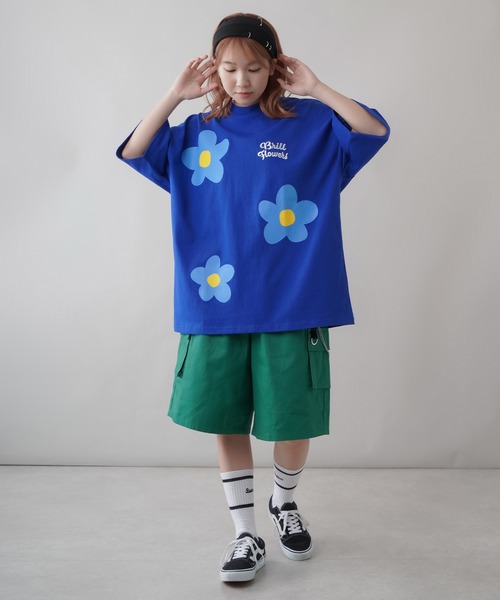 SPINNS(スピンズ)の「ウォレットチェーン付 ツイル ハーフカーゴパンツ(カーゴパンツ・レディース・オフホワイト/カモフラージュ/ブラック/ブルー系その他/グリーン/ブラック系その他/ベージュ・ONESIZE)」の10枚目の写真