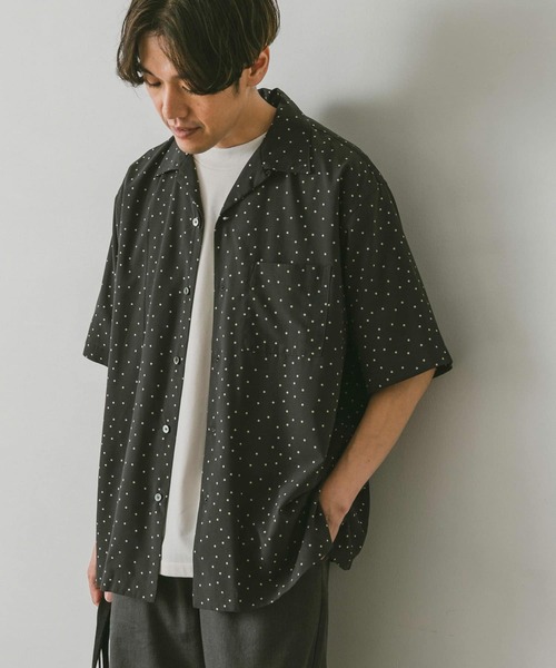 URBAN RESEARCH DOORS（アーバンリサーチドアーズ）の「ドットプリントショートスリーブシャツ（シャツ/ブラウス・メンズ・ネイビー/ブラック・MEDIUM/LARGE）」の3枚目の写真