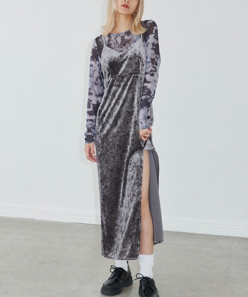 FIG&VIPER（フィグアンドバイパー）の「ベロアスリットキャミワンピース（ワンピース・レディース・ブラック/グレー/ピンク・FREE）」の17枚目の写真