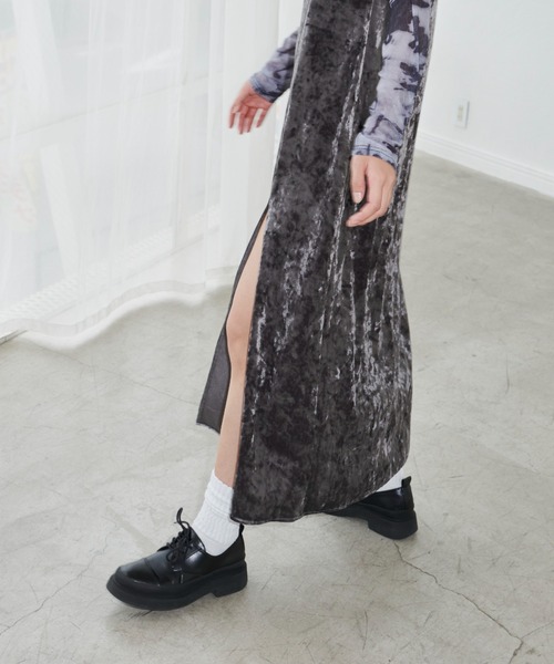 FIG&VIPER（フィグアンドバイパー）の「ベロアスリットキャミワンピース（ワンピース・レディース・ブラック/グレー/ピンク・FREE）」の15枚目の写真