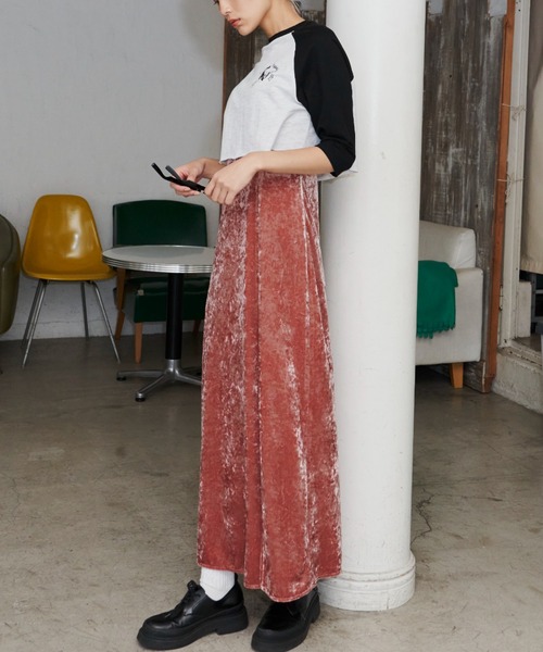 FIG&VIPER（フィグアンドバイパー）の「ベロアスリットキャミワンピース（ワンピース・レディース・ブラック/グレー/ピンク・FREE）」の8枚目の写真