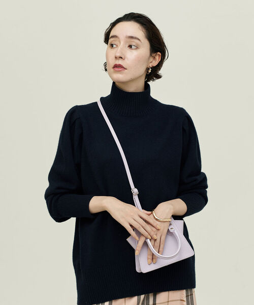 NOLLEY’S(ノーリーズ)の「◇【WEB限定】7Gカシミヤブレンドハイネックパフスリーブプルオーバーニット(ニット/セーター・レディース・ベージュ/ネイビー/グレー/オフホワイト・38)」の13枚目の写真