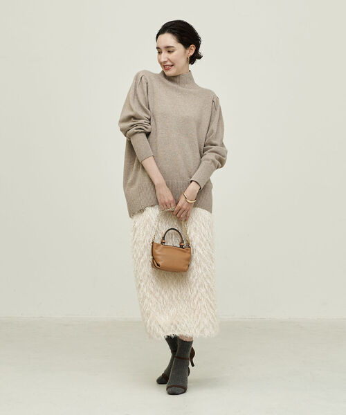 NOLLEY’S(ノーリーズ)の「◇【WEB限定】7Gカシミヤブレンドハイネックパフスリーブプルオーバーニット(ニット/セーター・レディース・ベージュ/ネイビー/グレー/オフホワイト・38)」の21枚目の写真