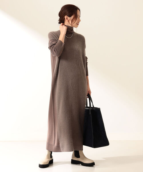 Demi-Luxe BEAMS（デミルクス ビームス）の「Demi-Luxe BEAMS / フロントフラッフィ ハイネックワンピース（ワンピース・レディース・ブラウン系その他3/ネイビー・ONE SIZE）」の5枚目の写真
