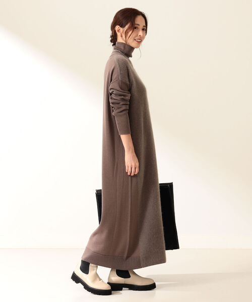 Demi-Luxe BEAMS（デミルクス ビームス）の「Demi-Luxe BEAMS / フロントフラッフィ ハイネックワンピース（ワンピース・レディース・ブラウン系その他3/ネイビー・ONE SIZE）」の20枚目の写真