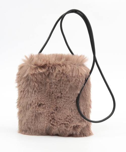 Honeys（ハニーズ）の「エコファーショルダーＢａｇ（ショルダーバッグ・レディース・ベージュ/グレー/アイボリー/モカ・FREE）」の15枚目の写真