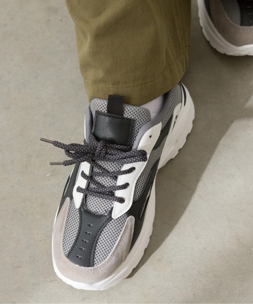 SpRay（スプレイ）の「ＭＩＸ　Ｄａｄスニーカー（スニーカー・レディース・ブラック/ベージュ・SMALL/MEDIUM/LARGE）」の5枚目の写真