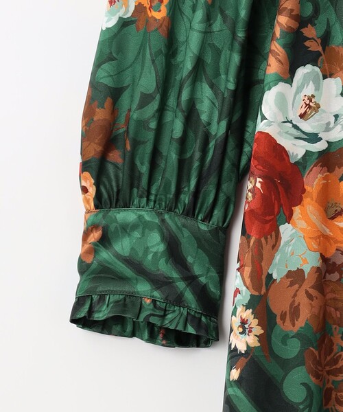 GRACE CONTINENTAL（グレースコンチネンタル）の「ウォールペーパー