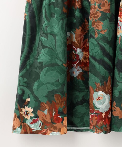 GRACE CONTINENTAL（グレースコンチネンタル）の「ウォールペーパー