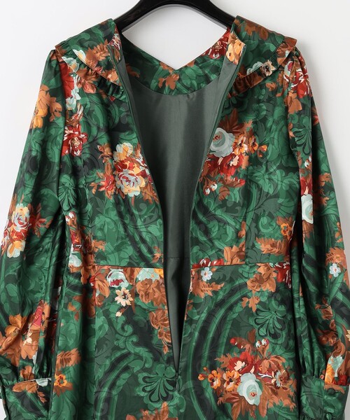 GRACE CONTINENTAL（グレースコンチネンタル）の「ウォールペーパー