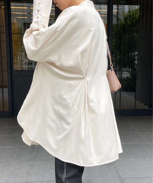 StyleSea（スタイルシー）の「バックタックチュニックブラウス（シャツ/ブラウス・レディース・アイボリー/オレンジ/ブルー・FREE）」の11枚目の写真