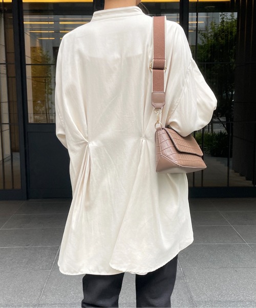 StyleSea（スタイルシー）の「バックタックチュニックブラウス（シャツ/ブラウス・レディース・アイボリー/オレンジ/ブルー・FREE）」の12枚目の写真