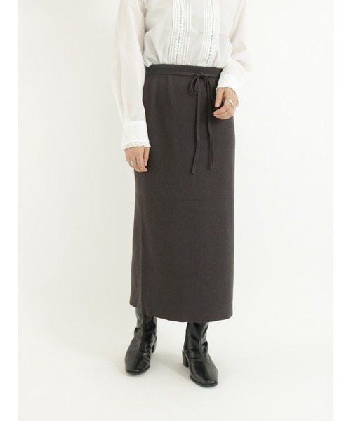 Te chichi TERRASSE（テチチテラス）の「総針タイトスカート（スカート・レディース・ネイビー/カーキ/チャコール・ﾌﾘ-）」の2枚目の写真