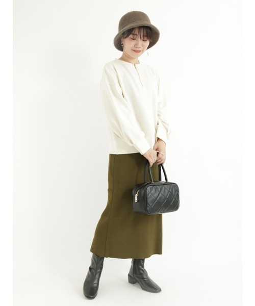 Te chichi TERRASSE（テチチテラス）の「総針タイトスカート（スカート・レディース・ネイビー/カーキ/チャコール・ﾌﾘ-）」の6枚目の写真