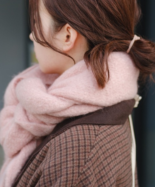 Kastane(カスタネ)の「【新色追加】太フリンジストール/マフラー(マフラー・レディース・モカ/ピンク/アイボリー/パープル/サックスブルー・FREE)」の11枚目の写真