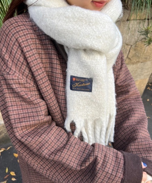 Kastane(カスタネ)の「【新色追加】太フリンジストール/マフラー(マフラー・レディース・モカ/ピンク/アイボリー/パープル/サックスブルー・FREE)」の14枚目の写真