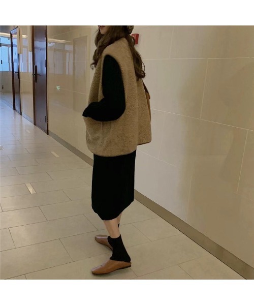 DEVICE（デバイス）の「ポケット付き ボタン ボアベスト（ベスト・レディース・ブラウン/ベージュ・FREE）」の3枚目の写真