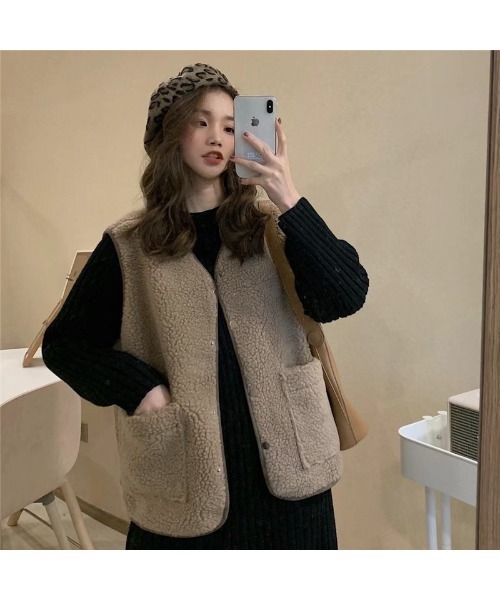 DEVICE（デバイス）の「ポケット付き ボタン ボアベスト（ベスト・レディース・ブラウン/ベージュ・FREE）」の12枚目の写真