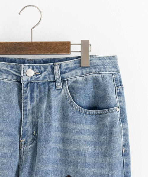 Ressaca（レサーカ）の「クロスパッチ刺繍 ルーズストレートデニム