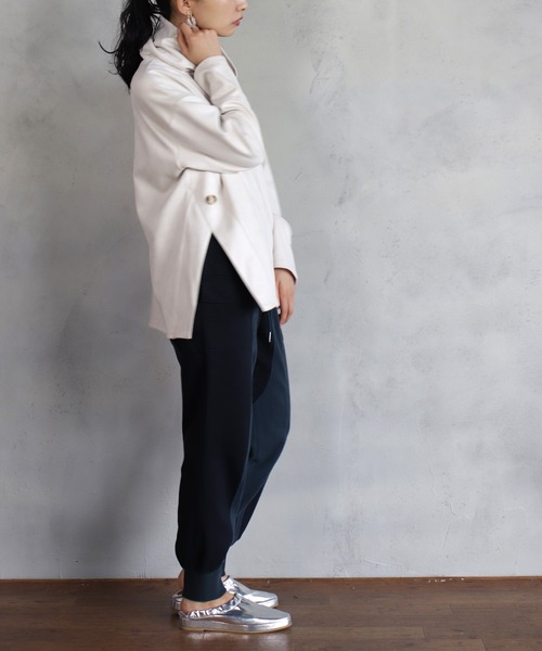 BITTOKO（ビットコ）の「H/Nサイド釦プルオーバー（Tシャツ/カットソー・レディース・ブラック/オフホワイト/ブルー・FREE）」の8枚目の写真