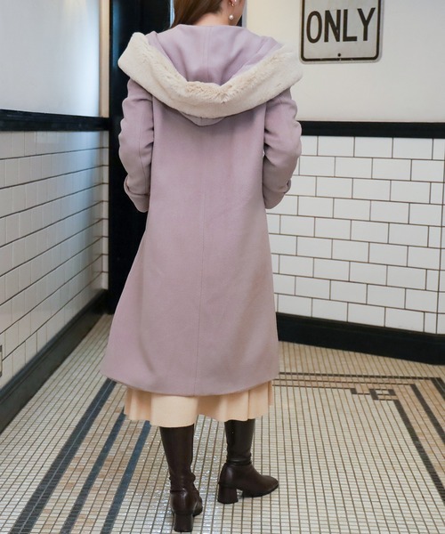 ASTORIA ODIER(アストリアオディール)の「フードファー付きシングルコート(その他アウター・レディース・ホワイト/ライトグレー/ブラック/ラベンダー・SMALL/MEDIUM)」の15枚目の写真