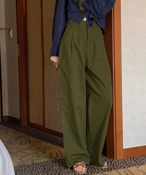 Dita Muaj.（ディータムアージュ）の「ナチュラルカラータックチノパンツ（チノパンツ・レディース・カーキ/アイボリー・M/S）」の2枚目の写真