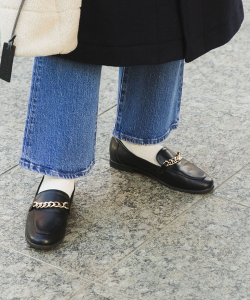 URBAN RESEARCH（アーバンリサーチ）の「チェーンローファー